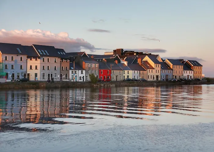 Number 53 Pensión Galway